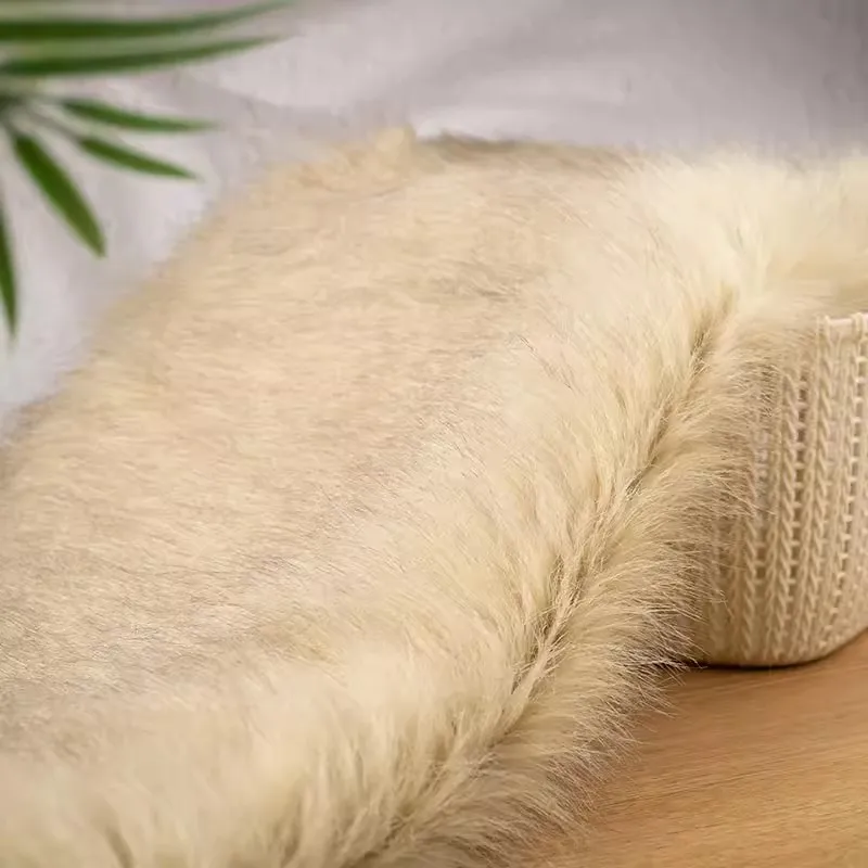 

1yard Toy Doll Coat Vest DIY Newborn Photographic fabrics for clothing 4cm dyed pointed imitation fox fur plush Fabric