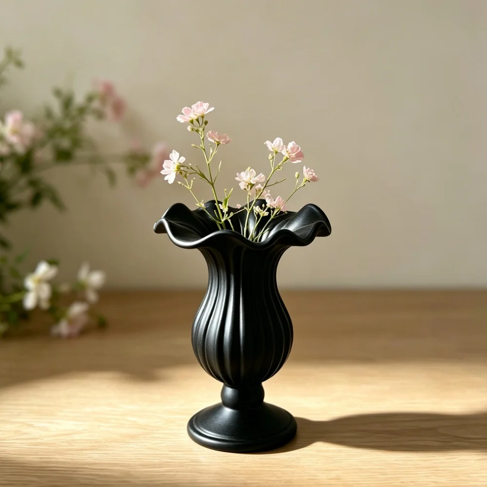 3D Printed Black Fluted Flared Mouth Decorative Vase Desktop Sculpture For Artificial Flower Display Home Decor