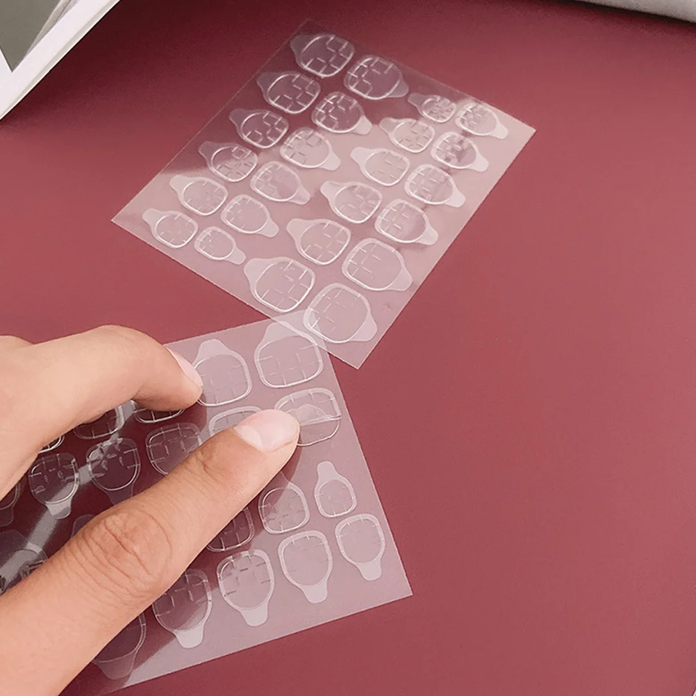 

20 Sheets Nail Adhesive for Press on Nails Strong Hold Glue Tabs Invisible Thin Design Easy Removal No Harm to Natural Nails
