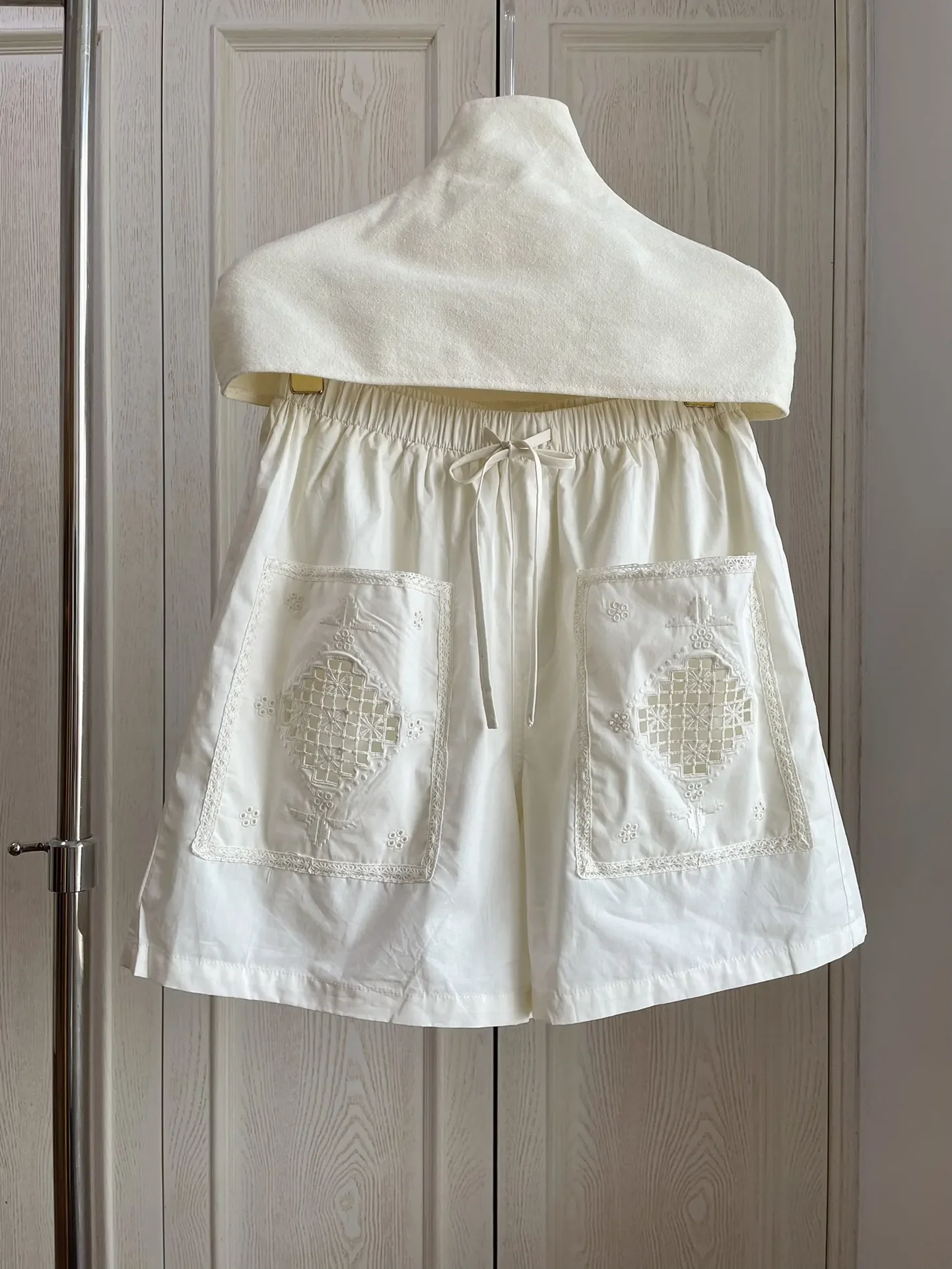 Dames Zwaar borduurpakken Grote zakken Korte mouw Turn-down kraag Shirt + elastische taille Shorts Casual 100% katoenen set