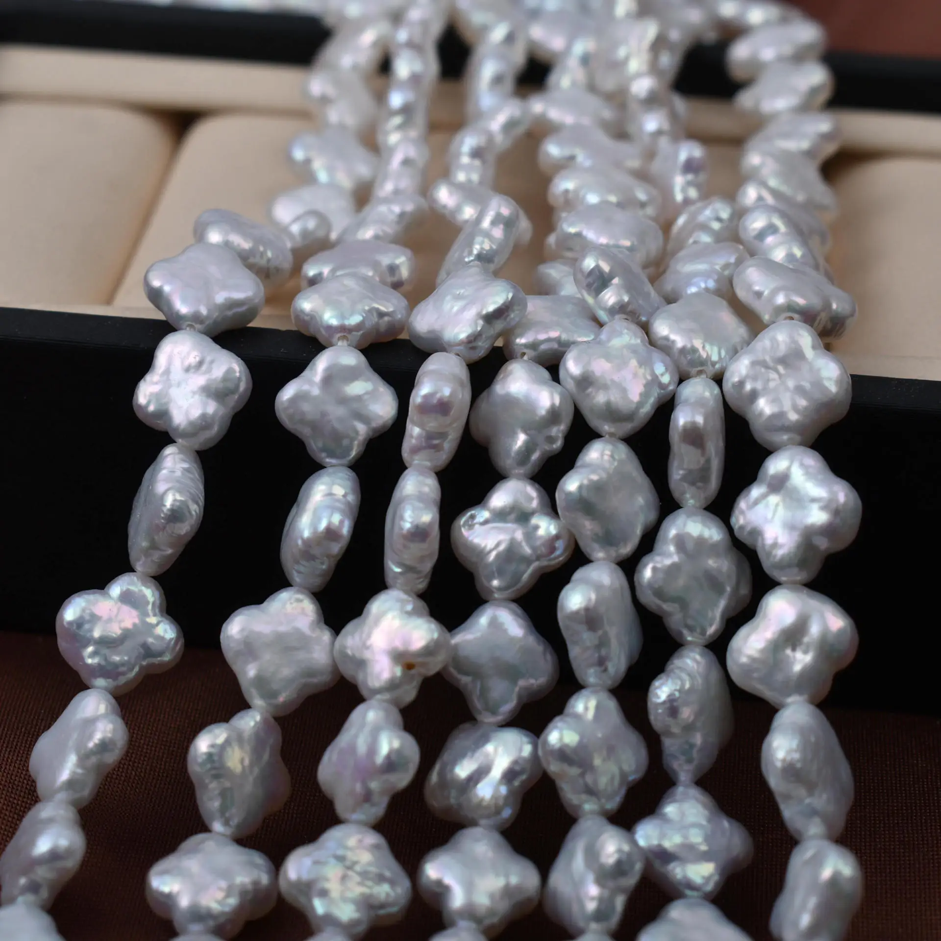 

10-11 мм белый полупрозрачный розовый натуральный пресноводный жемчуг в форме клевера, новые поступления, нерегулярные свободные материалы ручной работы в стиле барокко, сделай сам