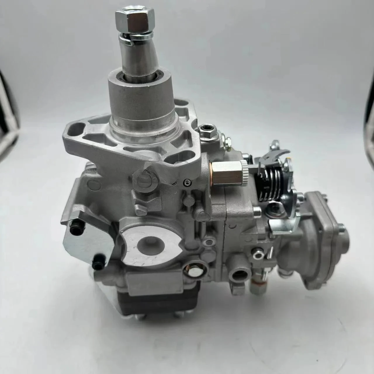 Factory Price KOMATSU FUEL PUMP HIGH PRESSURE EA504219402 504219402 INJECTION PUMP 0460424425 for KOMATSU WB93R WH609
