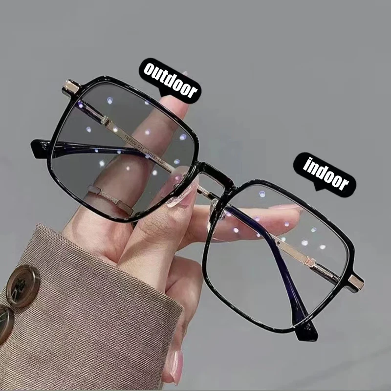 Photochrome, kleine, frische, quadratische Metallbrille für Damen und Herren, helle Farbe, Brillen für Strand und Reisen, Blaulichtfilterbrille für Frauen und Männer