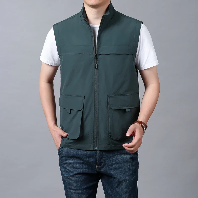 Work Vest Men Multi-pocket Sleeveless Jacket Waterproof Fishing Vests Professional Hunting Men's Summer Leisure Motorcyclist Man