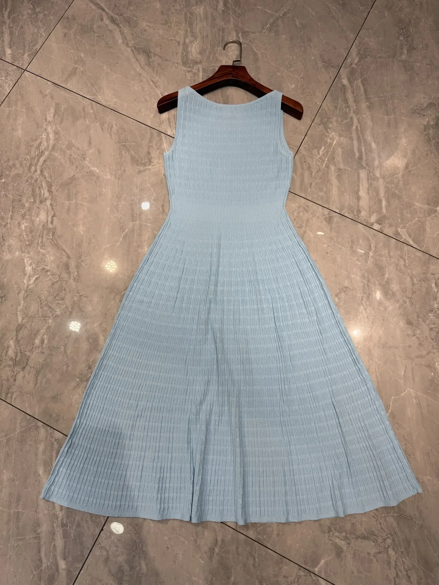 

Women Hollow Out Midi Dress Round Neck Sleeveless High Waist Elegant Slim Knitted dress