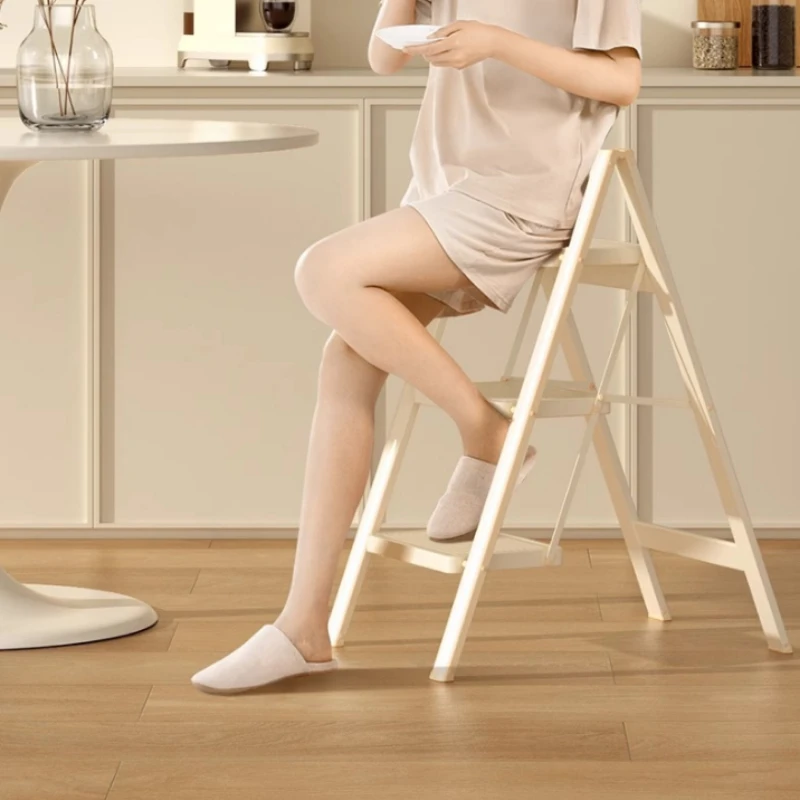 Échelle escamotable portable, échelle pliante compacte à chevrons pour intérieur, échelle de sécurité stable, drabinka kuchenna składana, mobilier de maison