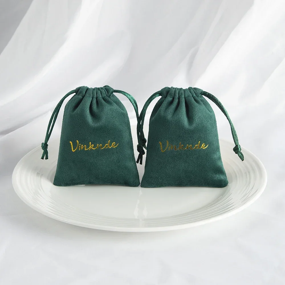

20P Personalized Logo Jewelry Pouches Soft Velvet Drawstring Green Small Wedding Favor Candy Bag DIY Makeup Packaging Wholesale