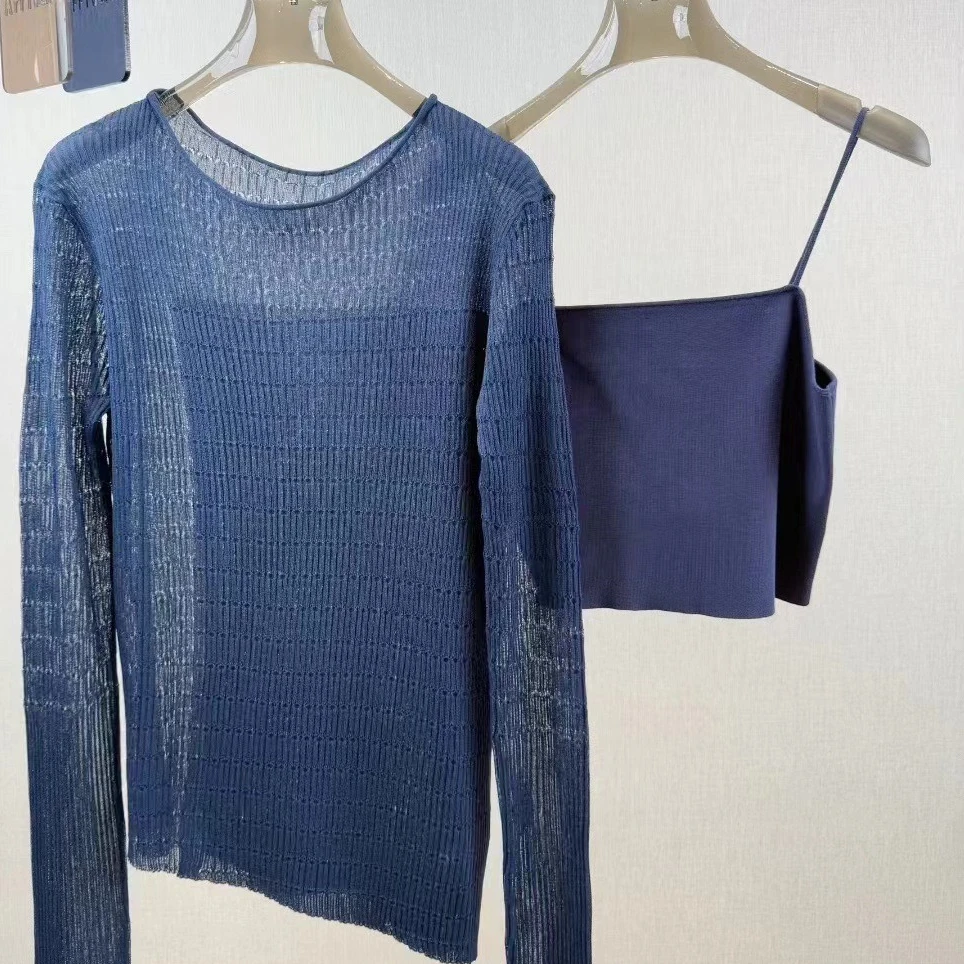 【Regalo gratuito】2025 Autunno Nuovo set top in maglia sottile ed mini canotta da donna con texture semitrasparente