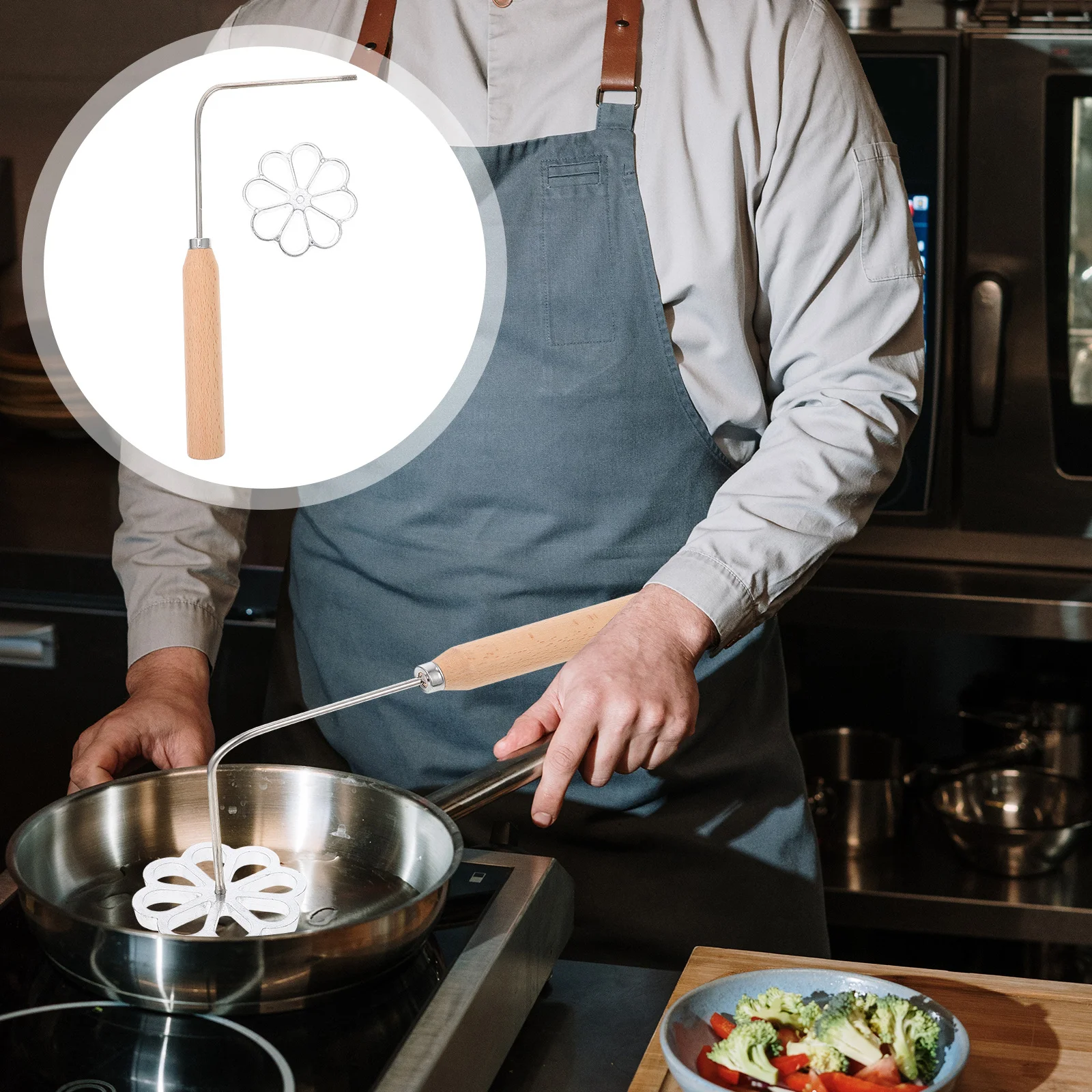 

1Pcs Fried Snack Mold Aluminum Alloy Wood Handle 2.95-Inch Kitchen Cooking Utensil Household Frying Mold for Carrot Shreds