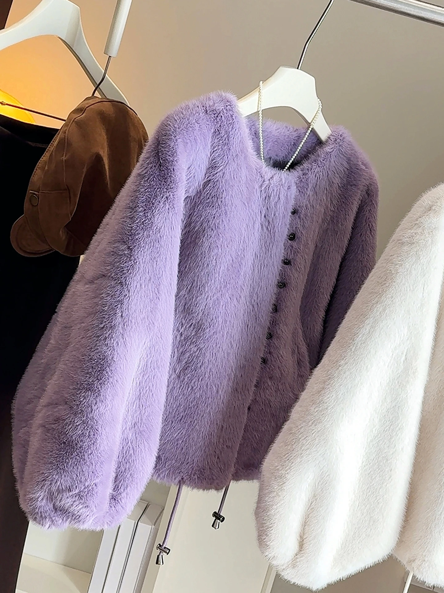 

Fashion Short Faux Fur Jacket for Women 2025 New Simple Solid Color Thicken Warm Coat Autumn Winter Elegant Lady Plush Outerwear