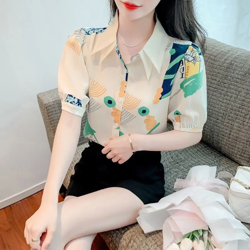 Printed Chiffon Shirt for Women in Summer Short Sleeved New Fashionable French Top