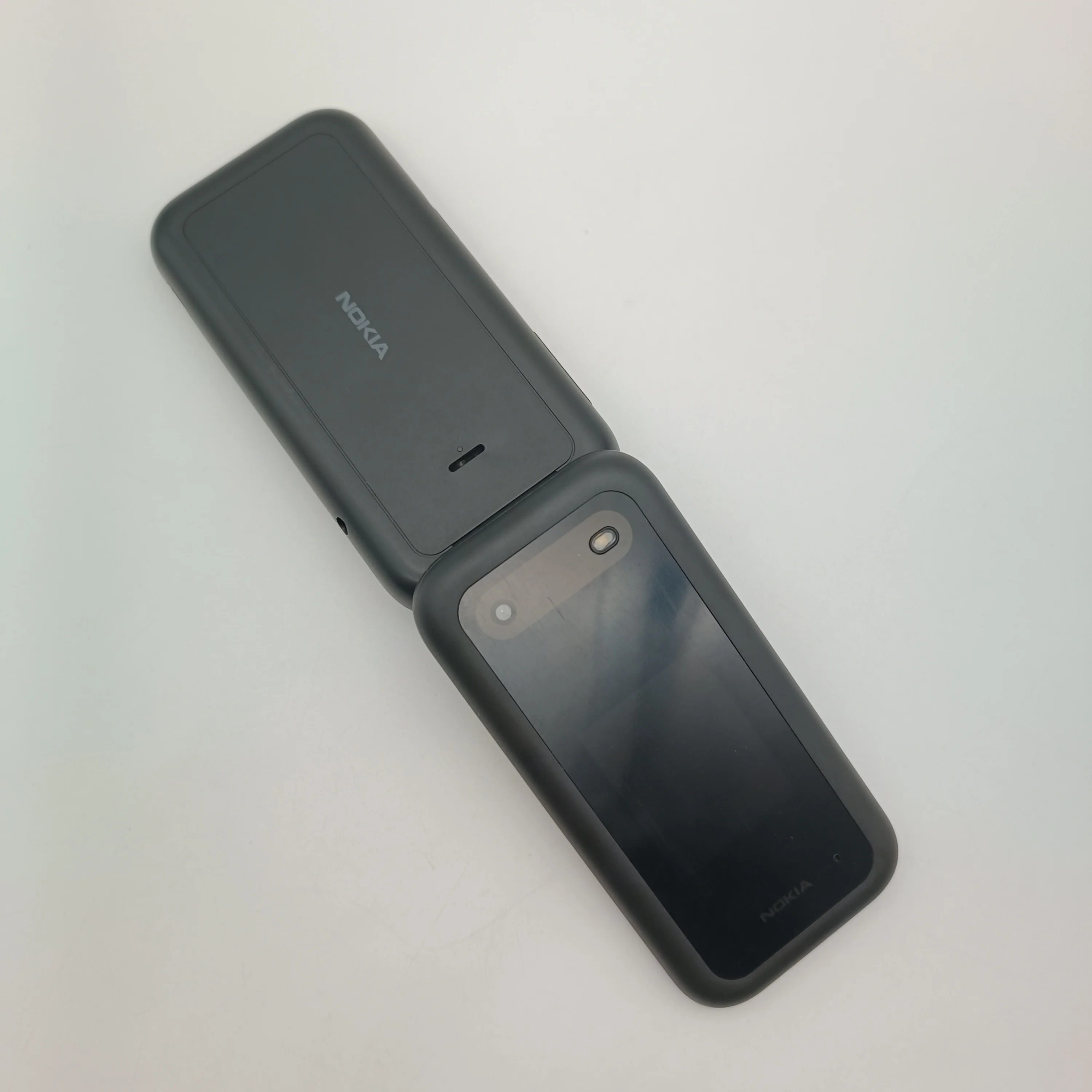 Tastiera araba russa per telefono cellulare 2660 Flip 4G sbloccata originale realizzata in Finlandia Spedizione gratuita