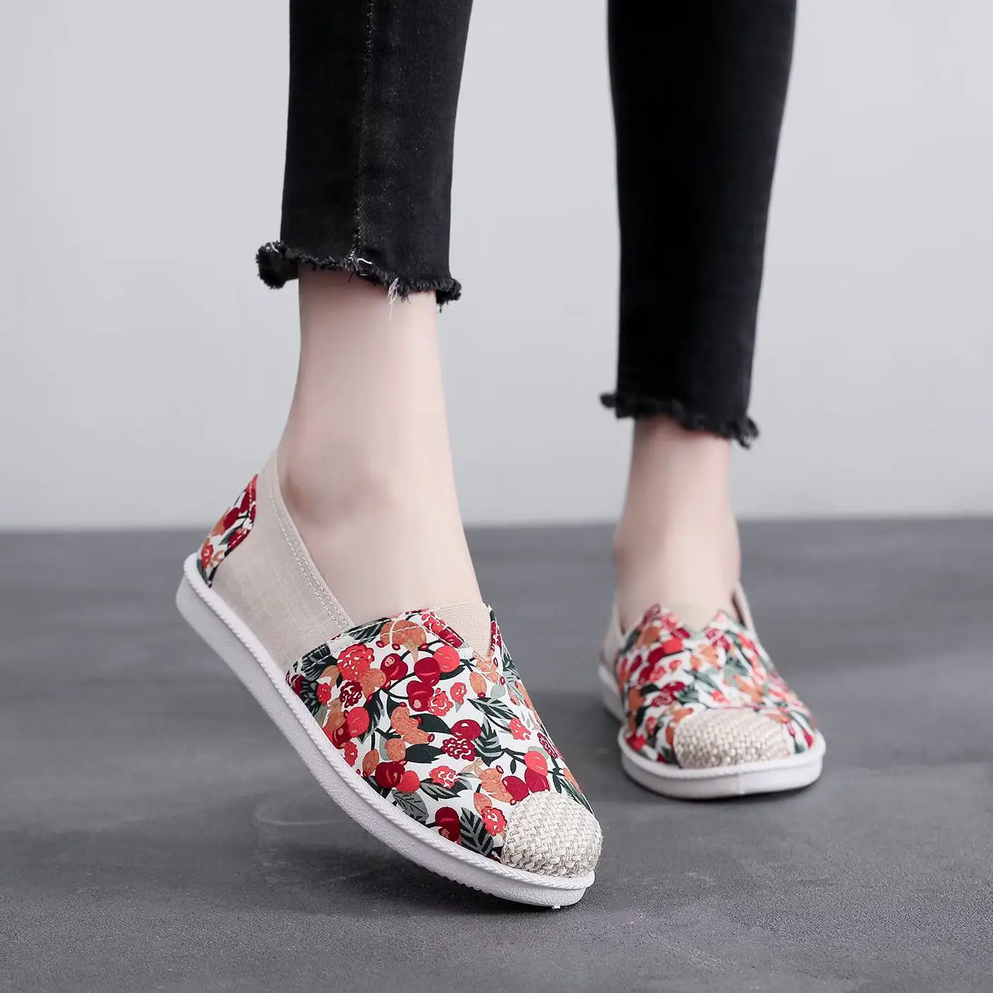 

Женские парусиновые туфли на мягкой нескользящей подошве, повседневная удобная и дышащая универсальная обувь на плоской подошве, весна-осень