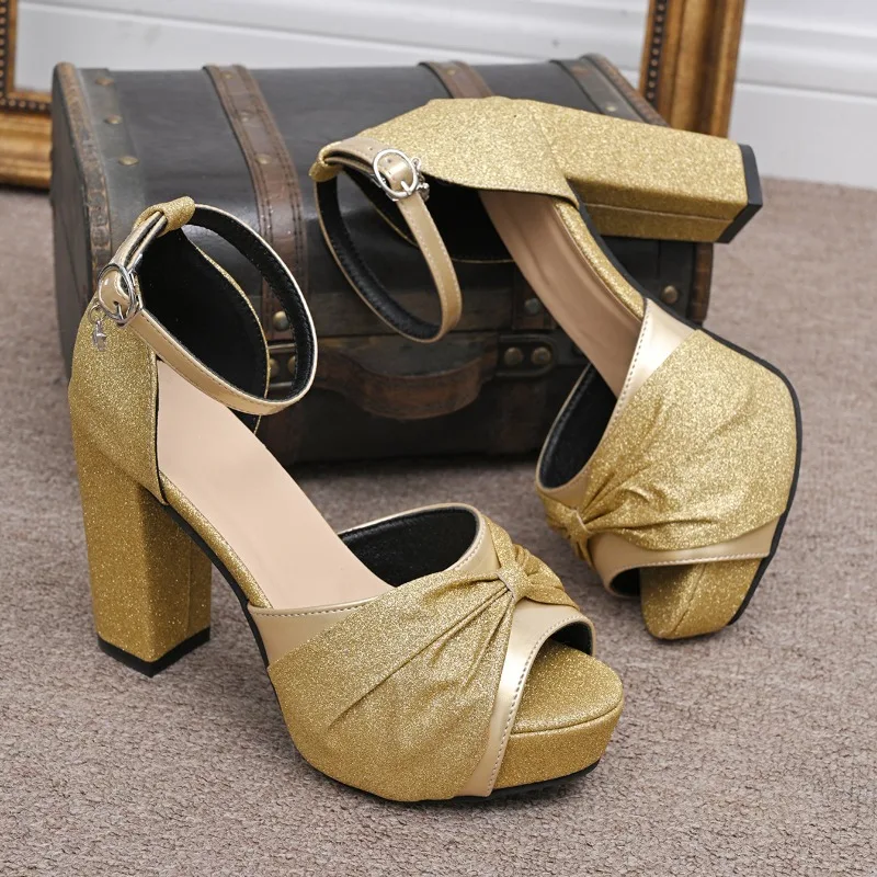 

Летние водонепроницаемые босоножки на платформе с бантом-бабочкой, на толстом каблуке, с открытым носком, большие размеры, с ремешками и перекрестными пряжками, коллекция Лето 2026