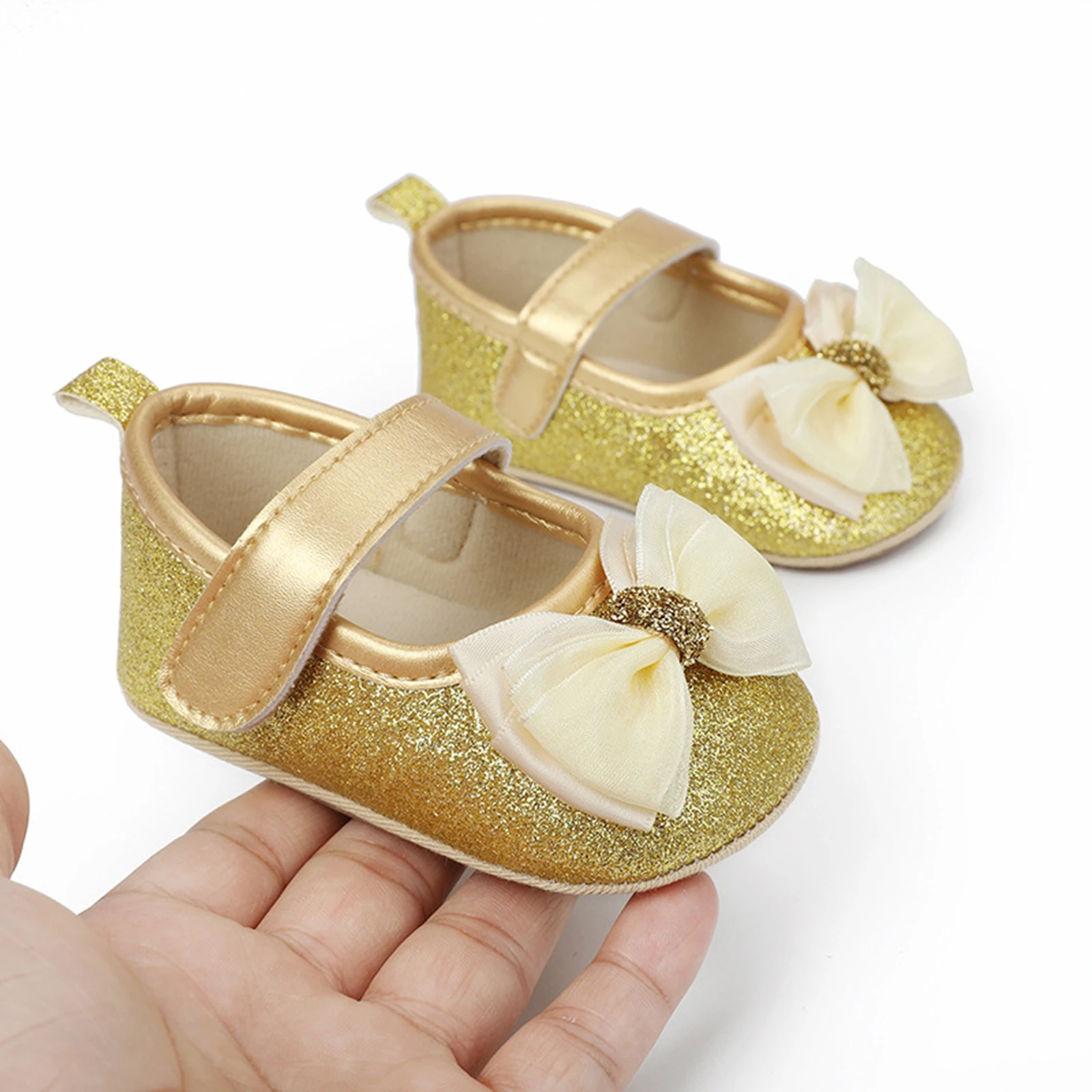 

BeQeuewll Sequins Baby Girls Shoes Cute Shiny Flats Non-slip Soft Soles Mary Jane Shoes with Bowknit Soft Rubber Walking Shoes