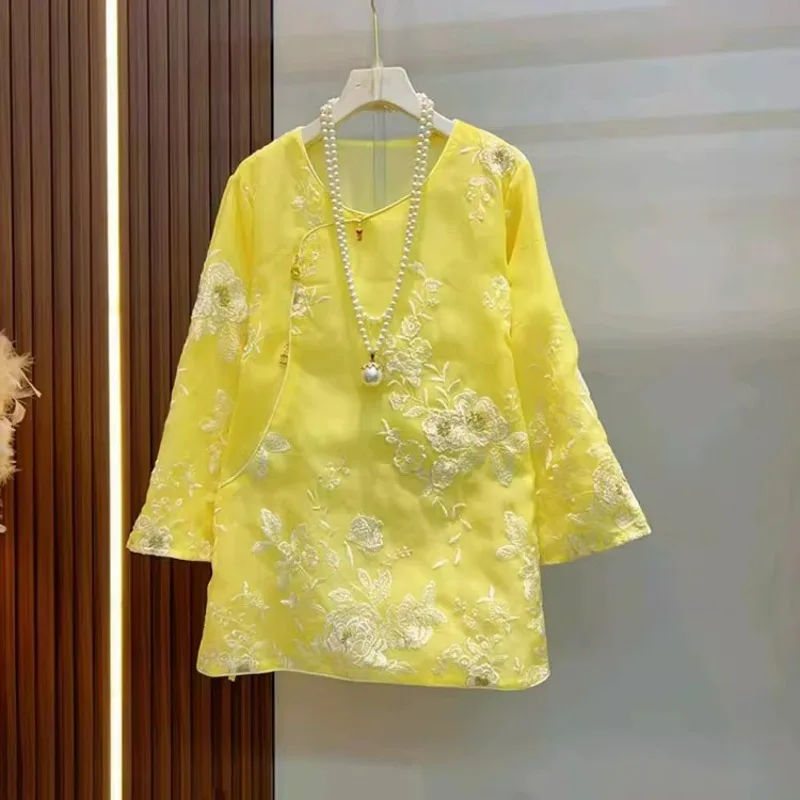 Blus Sifon Bordir Bunga Atasan Renda Longgar Vintage Wanita Atasan Gesper Retro Gaya Cina