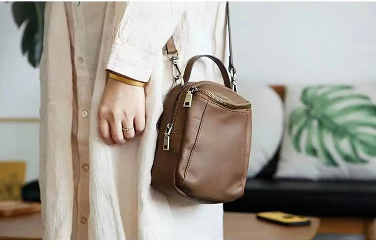 New Women's Small First Layer Cowhide Shoulder Messenger Bag Korean Style Soft Leather Mobile Phone Bag