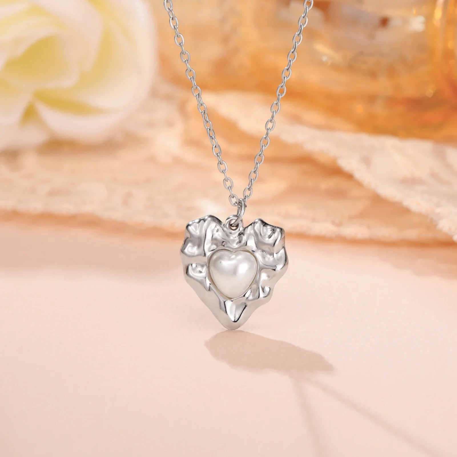 Skyrim Irregular Heart Pendant Necklace Imitation Pearl Stainless Steel Gold Color Choker Trendy Women Jewelry Valentine Gift