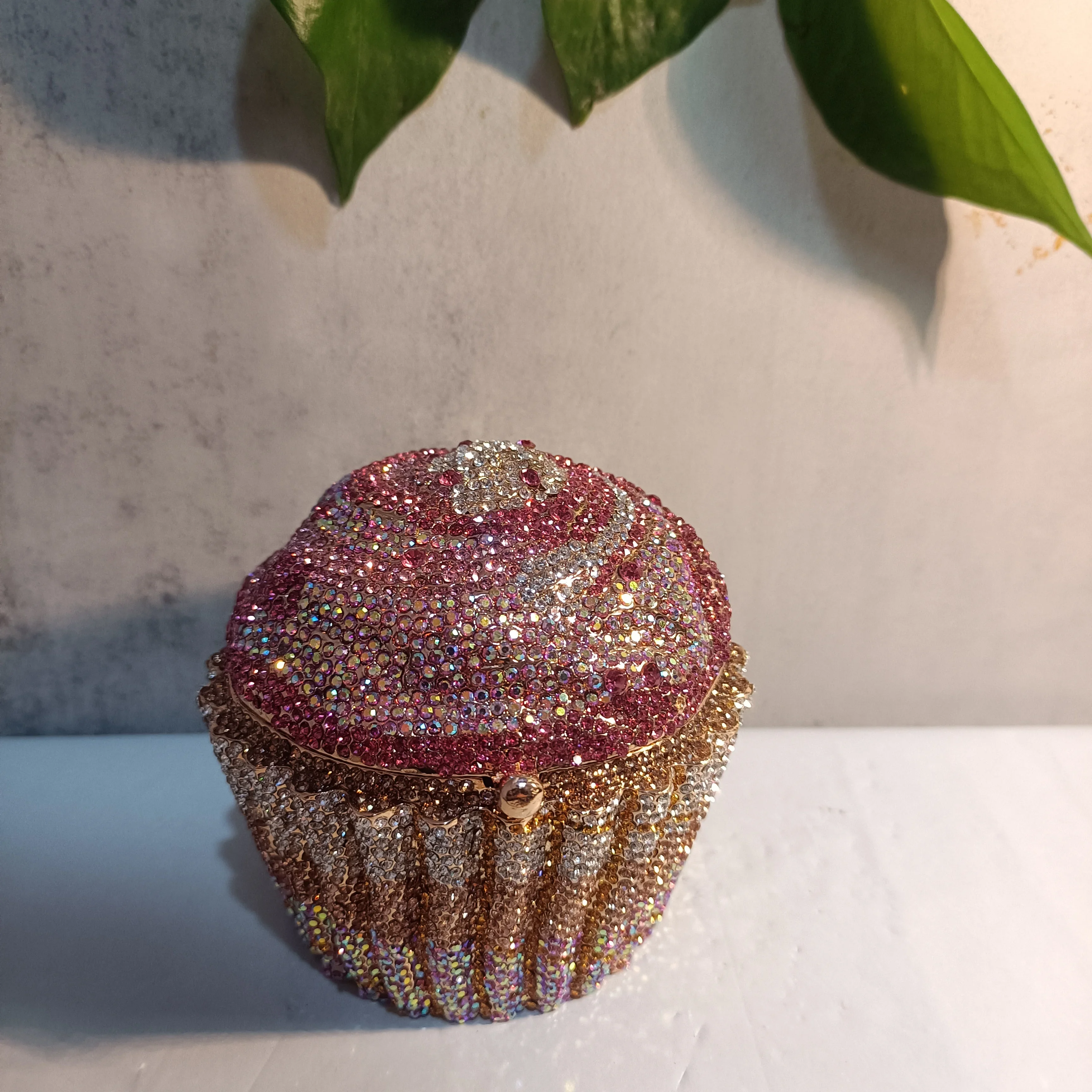 Multicolored Women Cupcake Crystal Evening Bags Lady Rhinestones Gala Minaudiere Ladies Wedding Handbags Clutch Handbags Dinner