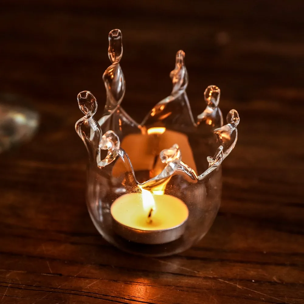 Creative Flame Glass Candlestick Retro Crown Candle Holder Luxury Romantic Decorative Aromatherapy Candle Ornaments Candlestick