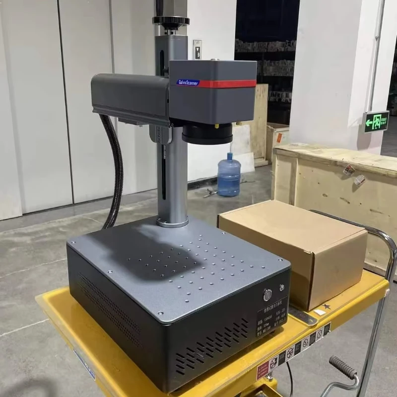 

30 Вт 50 Вт 60 Вт 100 Вт портативная волоконная лазерная маркировочная машина для нержавеющей стали, алюминия, пластика, металла, лазерная гравировальная машина