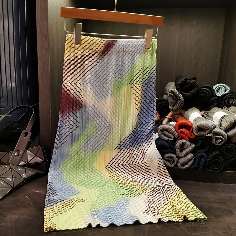 

Miyake плиссированная юбка2025 летняя новая мода простая складная сотня плиссированная юбка с эластичной резинкой на талии женская плиссированная юбка средней длины