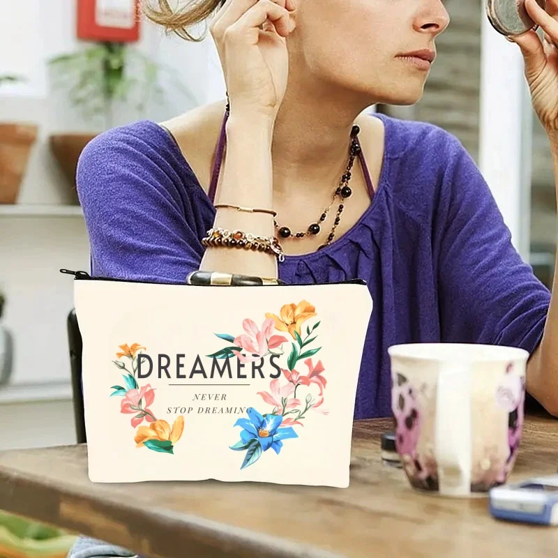 

1pc Dreamers Never Stop Dreaming Cosmetic Bag - Versatile floral print pouch for makeup, pens & travel essentials, perfect gift.