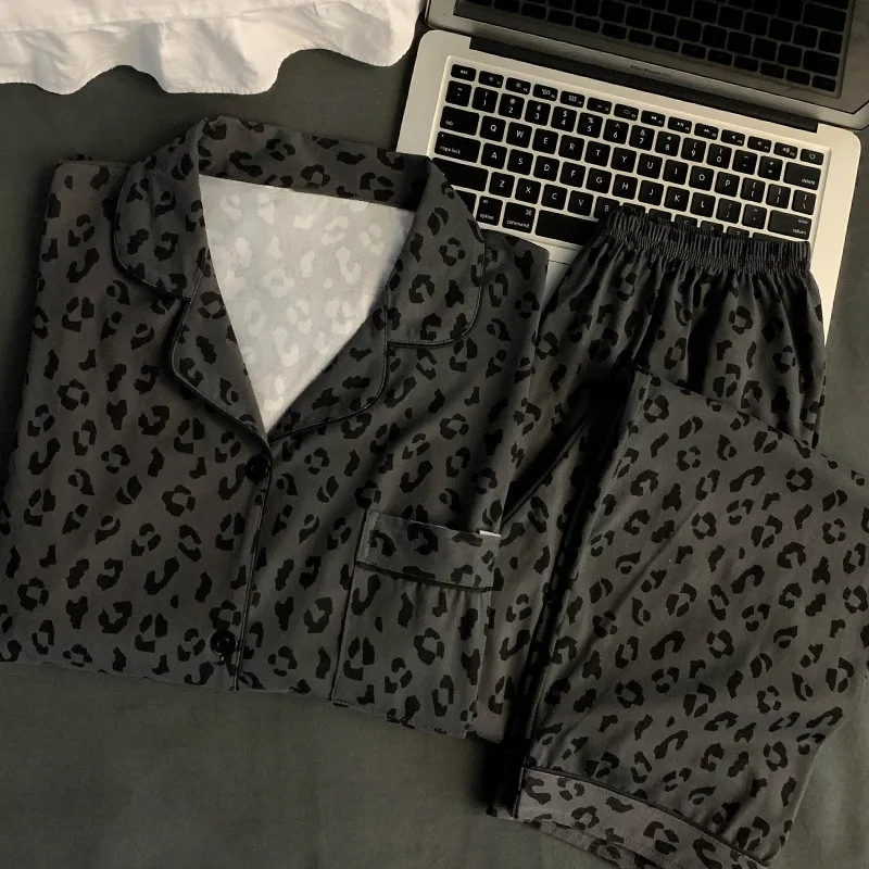 Französisches Luxus-Pyjama-Set mit Leopardenmuster für Damen, weiche Langarm-Nachtwäsche, lässige Vintage-Loungewear, neue Frühlings-Nachtwäsche – Detail 1