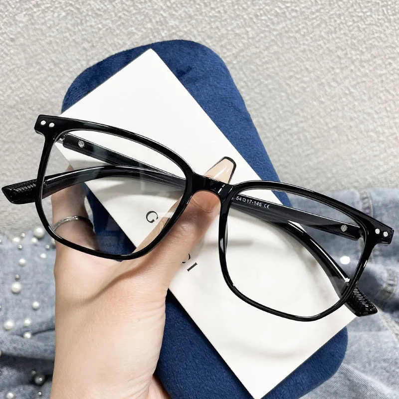 Korean Style Men's Glasses Square Shape TR90 Material Women's Eyeglass Frame High Quality TR90 Material Female Glass