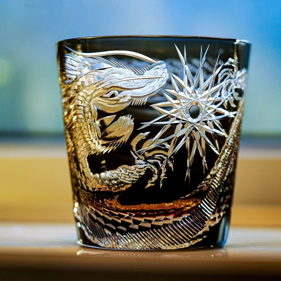 Dragon Edo Kiriko Glass Hand Cut Crystal Glass Chinese Loong Pattern Whisky Cup Black Color Top Quality Wineglass Premium Gift