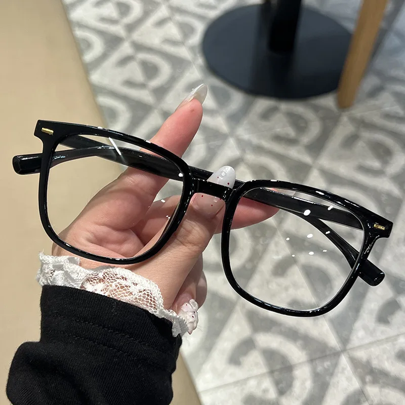 نظارات شمسية مربعة للرجال أزياء النساء بسيطة كلاسيكية خمر الاتجاه النظارات UV400 نظارات سوداء الذكور الإناث النظارات