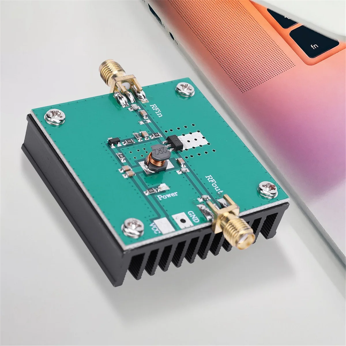 433MHz 5W Power Amplifier Board Input 0.1W RF Wideband Amplifier RF Signal Power Amplifier Module for 380-450MHz