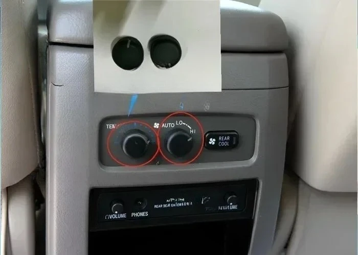1Pc for 03-09  Prado LC120 Rear Air Conditioning Switch Knob Armrest Box Air Conditioning Control Switch Button