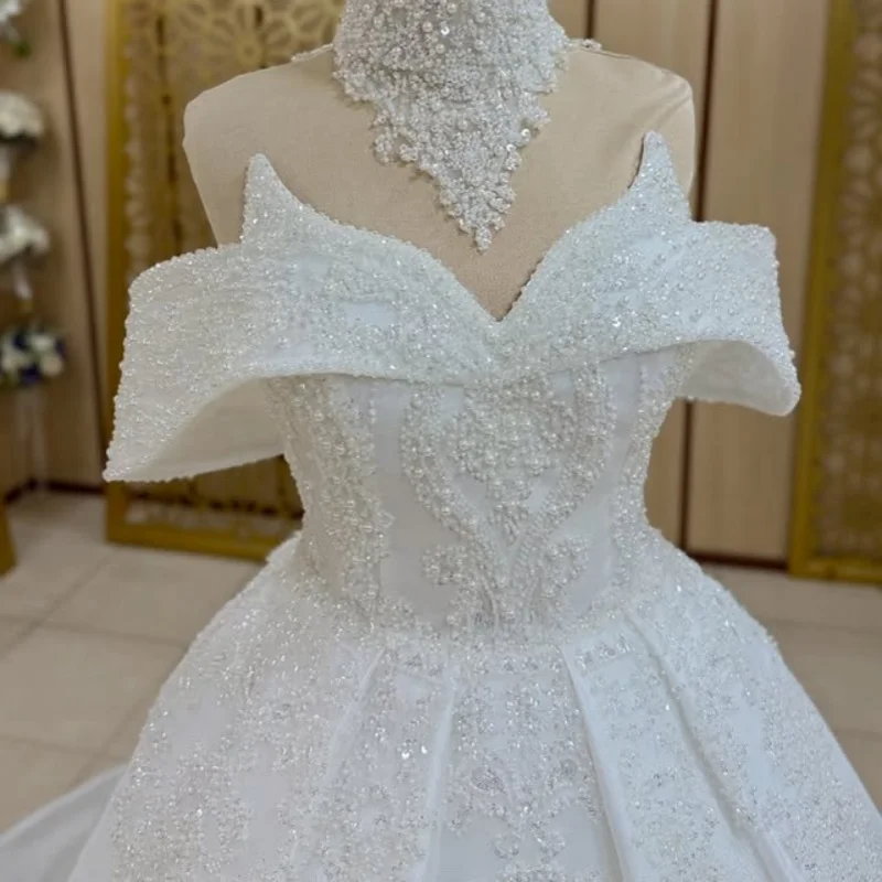 

Satin White Appliques Wedding Dresses glitter crystal decal off-shoulder A-line Gowns Made wedding dress Bridal Gown