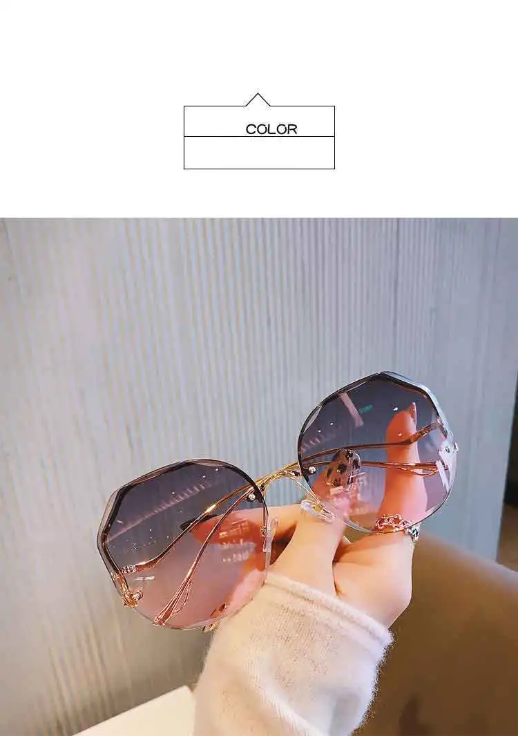 نظارات شمسية عصرية عصرية مضلعة بدون إطار بحافة مقطوعة للنساء بأرجل معدنية منحنية وصورة عصرية للشارع