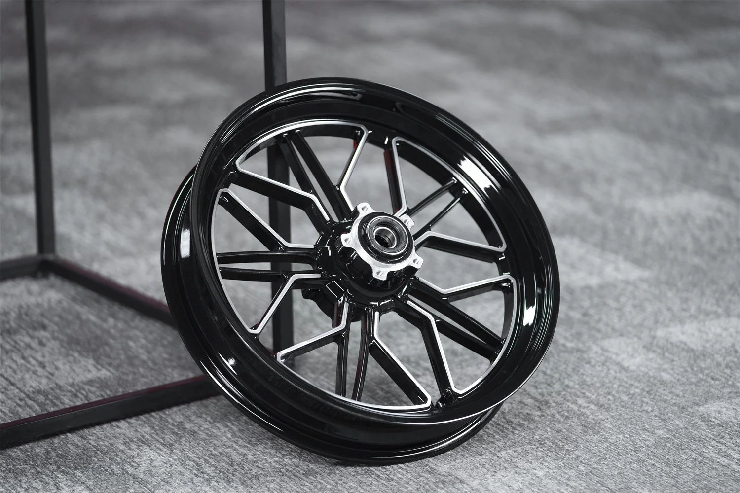 Hot Sales Chrome Twisted Spoke Wheels 21 16 for Harley Ducati Diavel Series Motorcycle Honda KAWASAKI BMW Motorrad Yamaha KTM Et