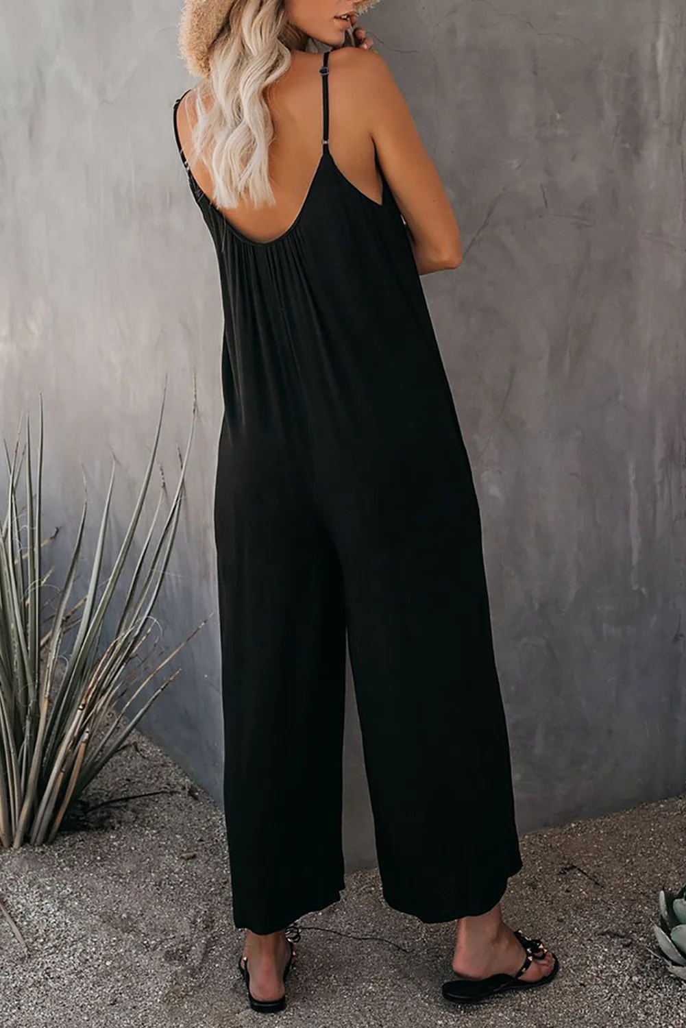 Suspenders Jumpsuit Female 2023 Summer New Fashion Loose Solid Color Pocket Casual Wide Leg Jumpsuit