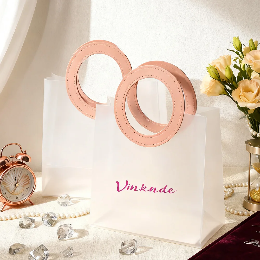 

24PCS Custom Logo PVC Transparent Gift Bag PP Frosted Plastic Shopping Tote Bag with Handles Jewelry Clothing Drinks Packaging
