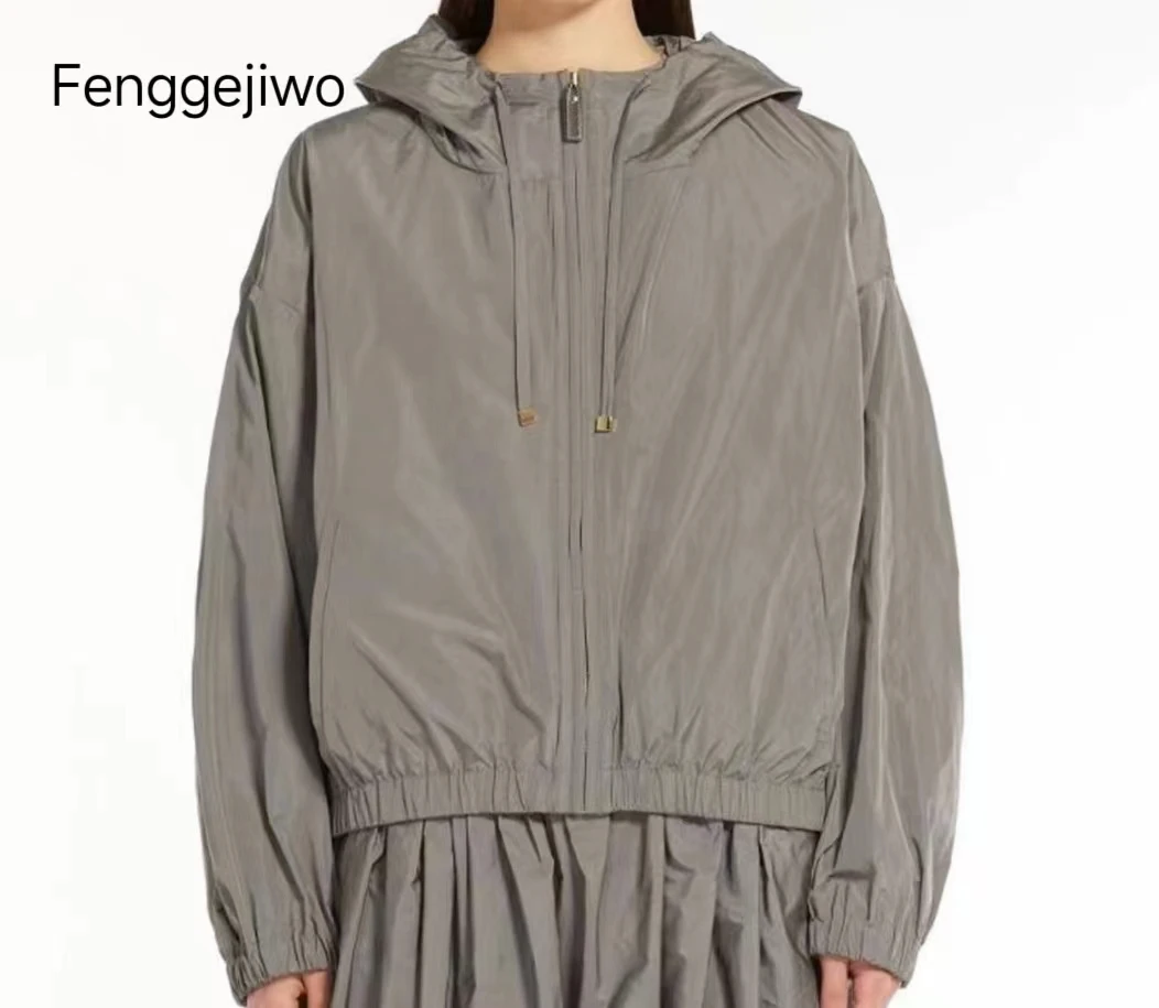 Fenggejiwo women's hooded jacket with super comfortable fabric, silk surface and curved hem design