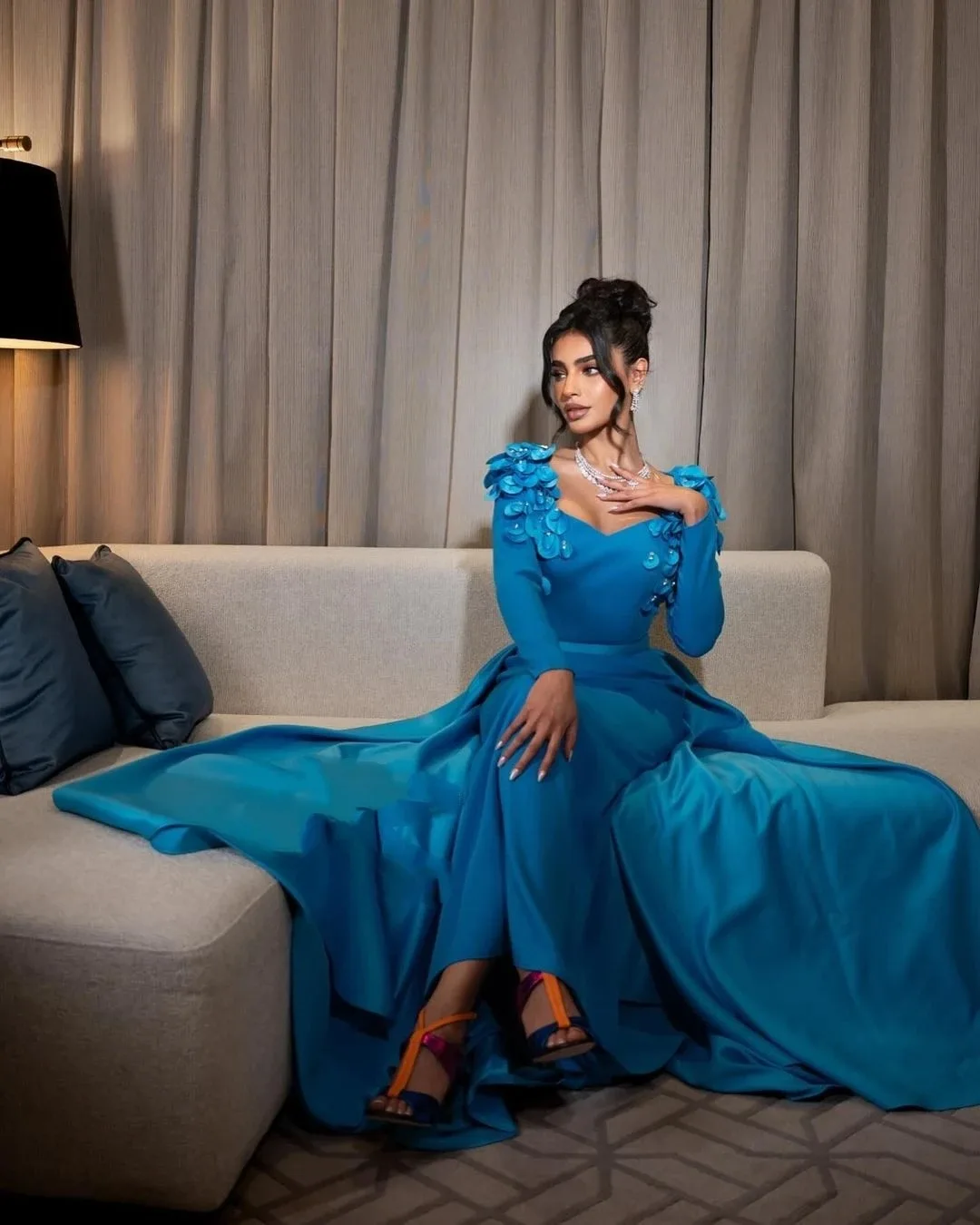 Blue Prom Dresses 3d Flowers Evening Dresses Long Sleeves Party Dress Saudi Women Off The Shoulder Sweep Length Wedding Dresses