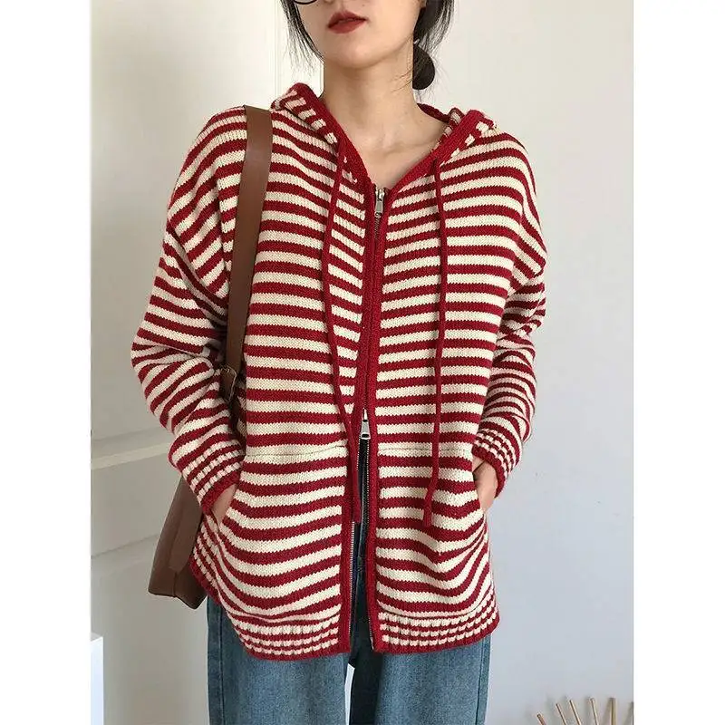 Autumn New College Style Stripe Hooded Sweater Coat Women\'s Contrast Color Zipper Pockets Loose Lazy Long Sleeved Knit Cardigan