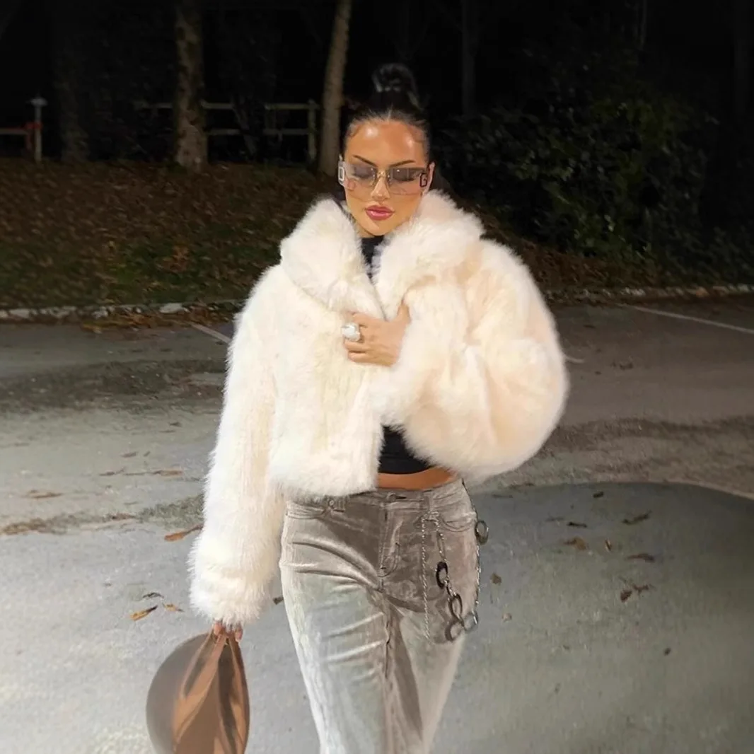 

Stylish New Winter Women Mink Fur Jacket Cropped Lapel Collar Lady Eco Fur Coat Detaile Thermal Faux Fox Fur Jacket For Female