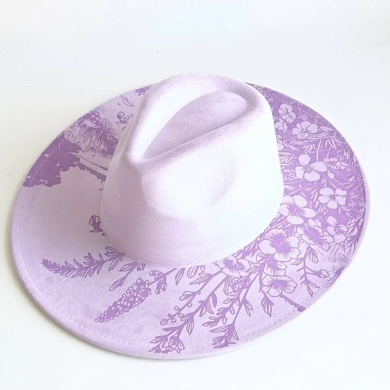 Light Purple Floral Engraved Wide Brim HatWomenVintage Wildflower Landscape Fedora HatforPartyVacation sombrero fedora de hombre