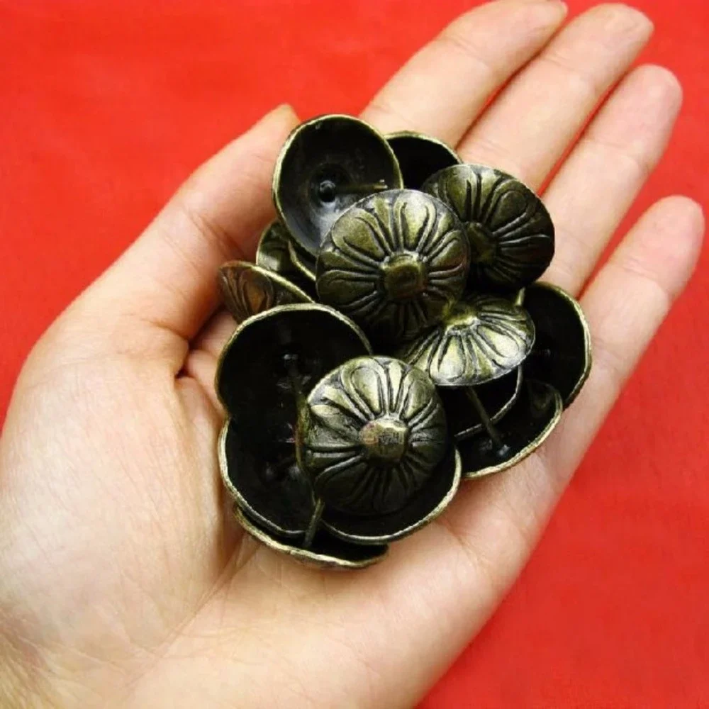 Flower Dome Tack 9-23mm, Antique Chrysanthemum Pattern Nails for Sofa Decoration