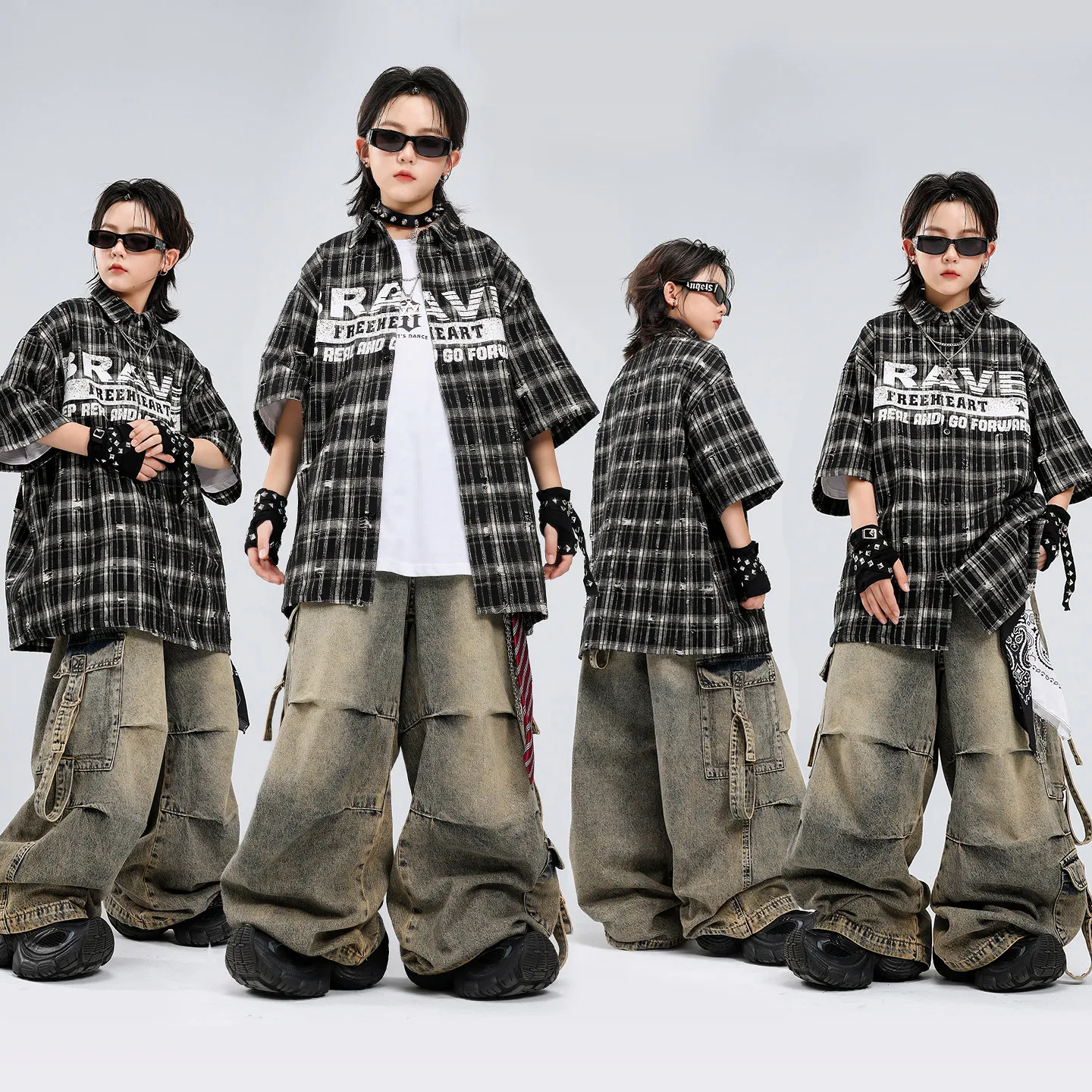 

Костюмы для мальчиков 2026: Свободные рубашки, брюки в стиле хип-хоп, K-pop наряды, одежда для джазовых танцев, сценические костюмы, одежда для бальных танцев, хип-хоп и рейв-вечеринок DQS22839