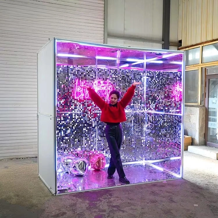 2025 Detachable Light Emitting Diode Mirror Fun Photo Booth Box with Reflective Light Panel for Wedding Party Event Decoration