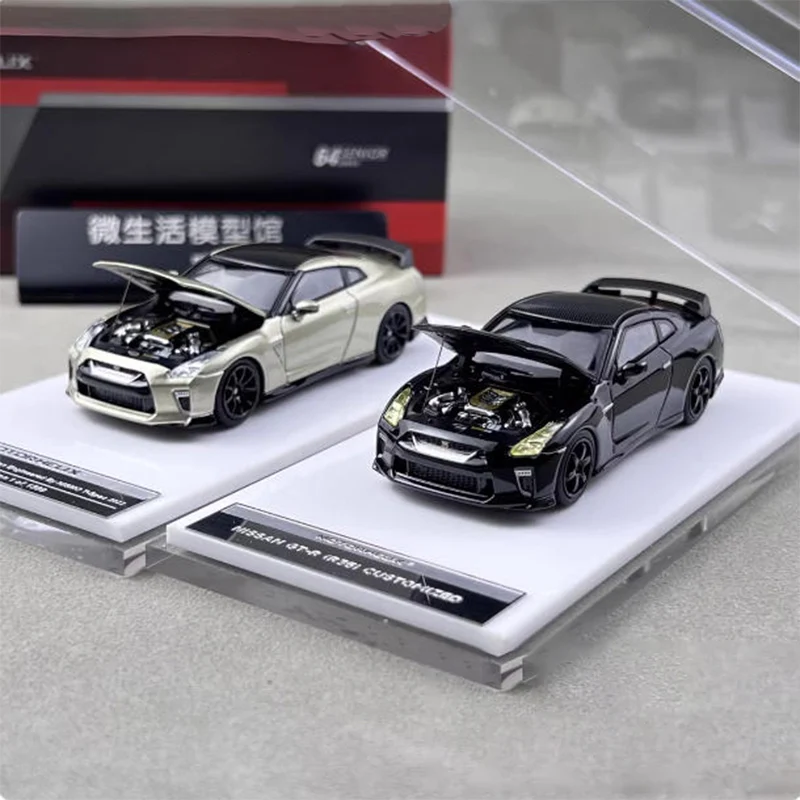 

Diecast Original 1:64 Scale GT-R R35 Simulation Alloy Car Model Static Display Collectible Toy Gift Souvenir Decoration