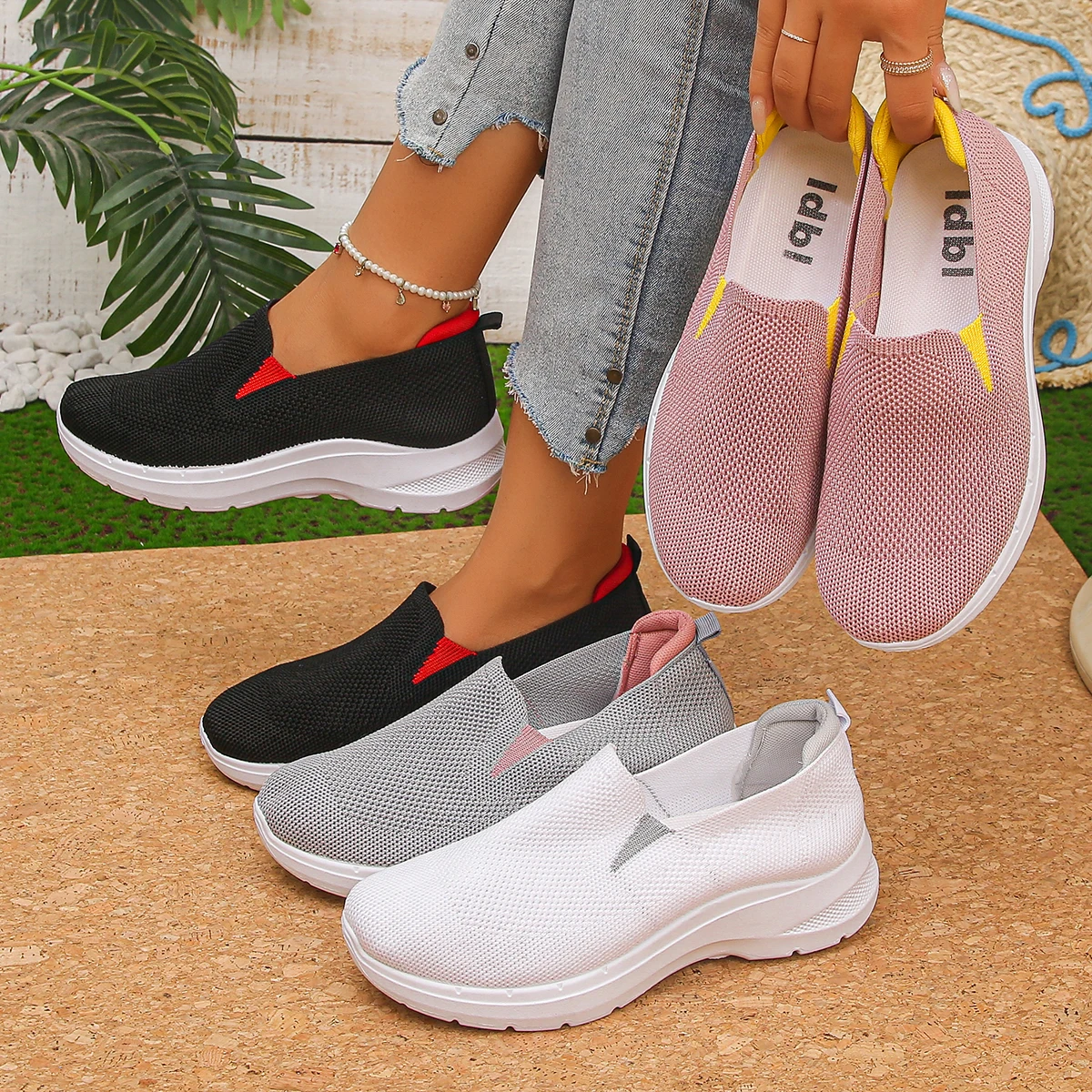 Women Sneakers Hot Sale of The Season New Women Shoes Casual Slip-On Flat Bottom Breathable Shoes Summer Large Size Sneakers