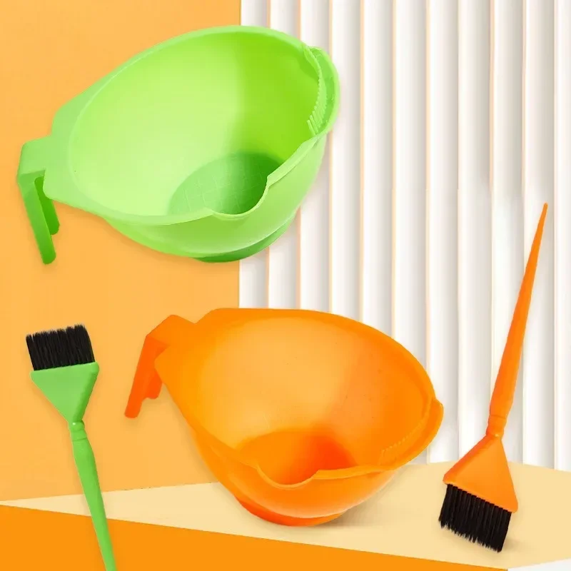 

Набор инструментов для окрашивания волос своими руками — набор из двух предметов с красочной масляной чашей, кистью и расческой с заостренным хвостом для галереи волос