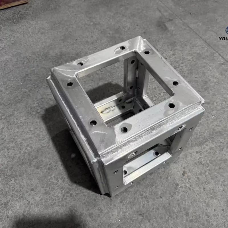 

【Factory Price】Aluminum Bolt Truss 6 Way Corner Box Connector Lighting Truss
